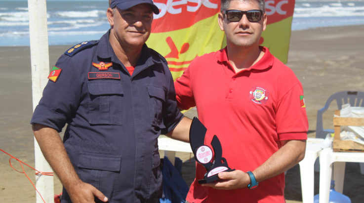 ABERGS participa do 12° Aquathlon na praia do Cassino em Rio Grande