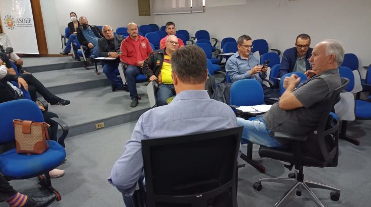 ABERGS convoca bombeiros militares para ato conjunto da segurança em frente ao Piratini