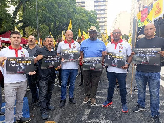 ABERGS participa de ato unificado que reuniu centenas de servidores em Porto Alegre whatsapp-image-2023-04-26-at-13.52.15.jpeg