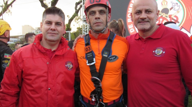 ABERGS prestigia a formatura do CSALT e portas abertas do CBMRS