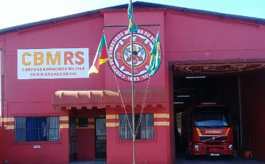 Bombeiros atendem vítima de descarga elétrica em Rosário do Sul corpo-de-bombeiros.jpg