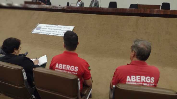 ABERGS debate sobre a LOB 3045, Sistema de Saúde e Piso Nacional, durante workshop em Brasília