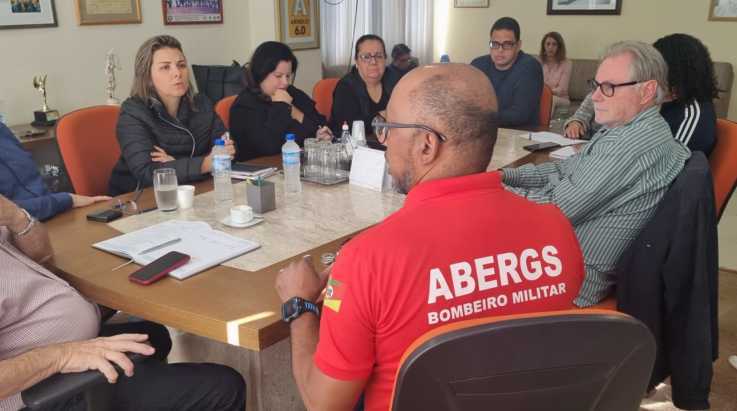 ABERGS participa de reunião com entidades da FESSERGS para tratar sobre o IPE Saúde
