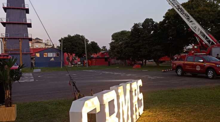 ABERGS acompanha a celebração do 128° ano de criação do CBMRS e passagem do Comando-Geral