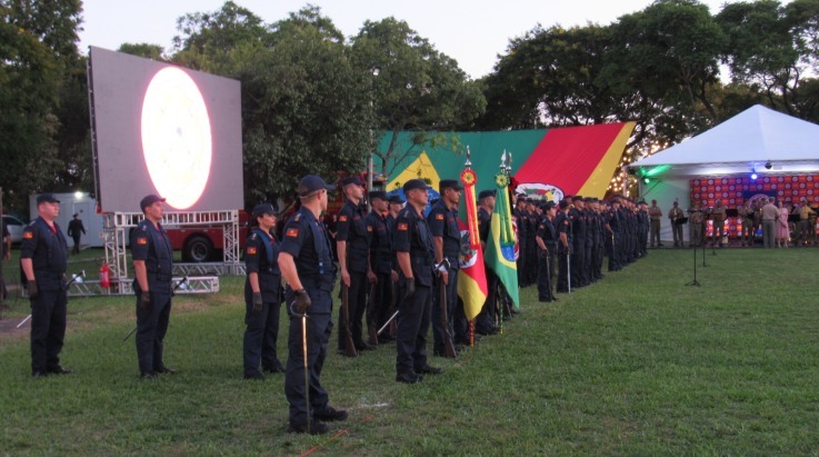 ABERGS acompanha a celebração do 128° ano de criação do CBMRS e passagem do Comando-Geral