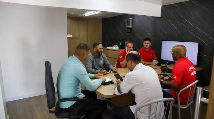 ABERGS realiza visita institucional a Regional da ABAMF em Caxias do Sul