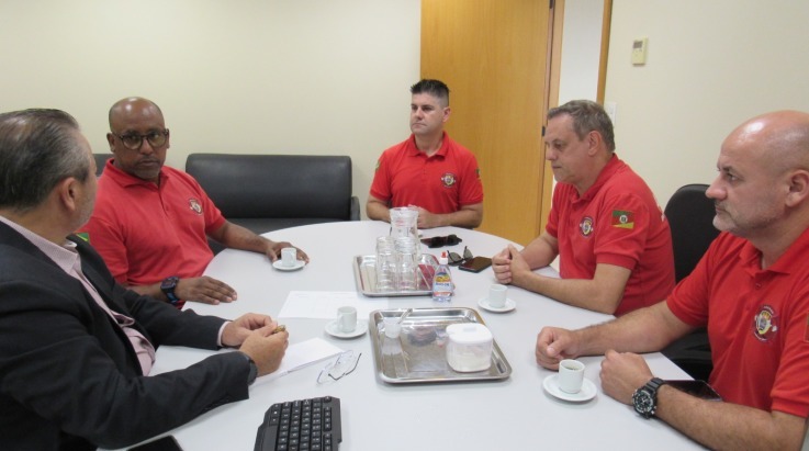 ABERGS realiza visita cortesia ao secretário adjunto da SSP, Coronel Ikeda