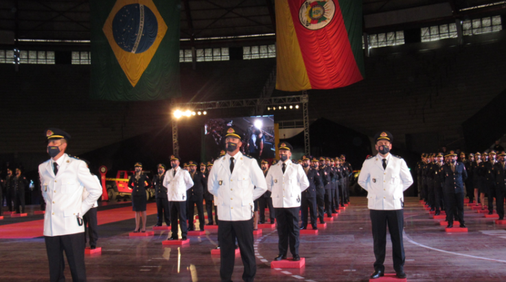 ABERGS prestigia solenidade de formatura do CBABM e CTSP